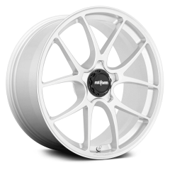 Rotiform Forged 19x10.5 R900 LTN Forged Monoblock (5x112) ET+34 CB66.56 Gloss Silver